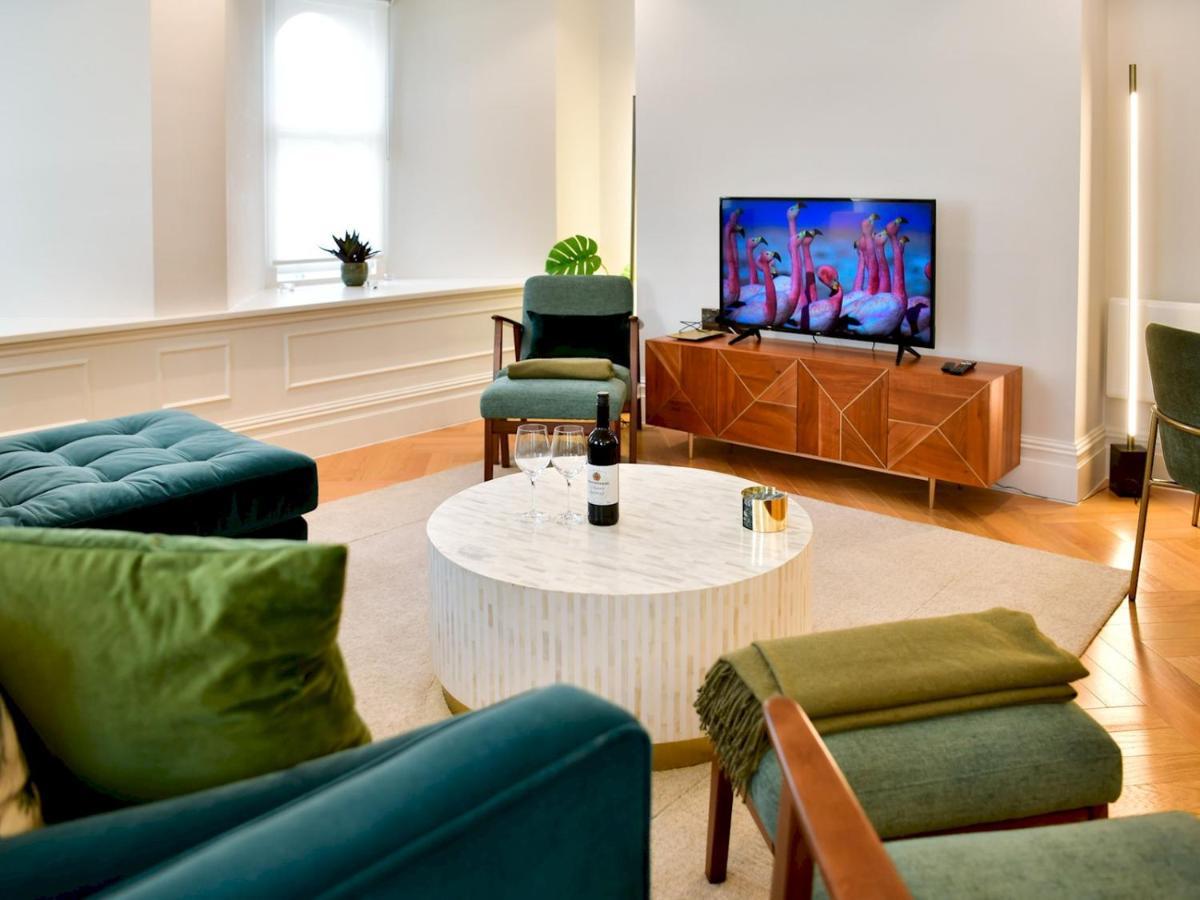 Pass The Keys Beautiful 2 Bed Apartment With Parking In The Bay Cardiff Kültér fotó