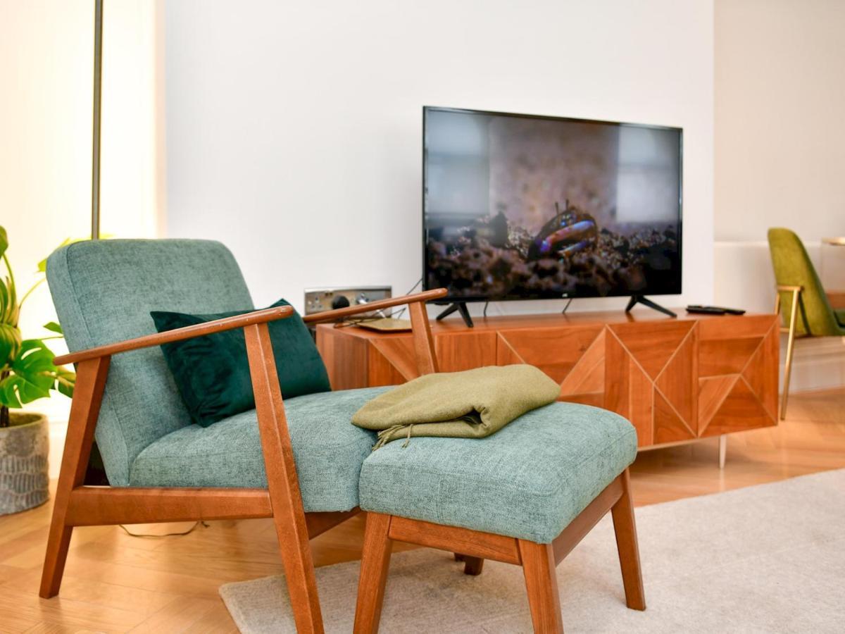 Pass The Keys Beautiful 2 Bed Apartment With Parking In The Bay Cardiff Kültér fotó